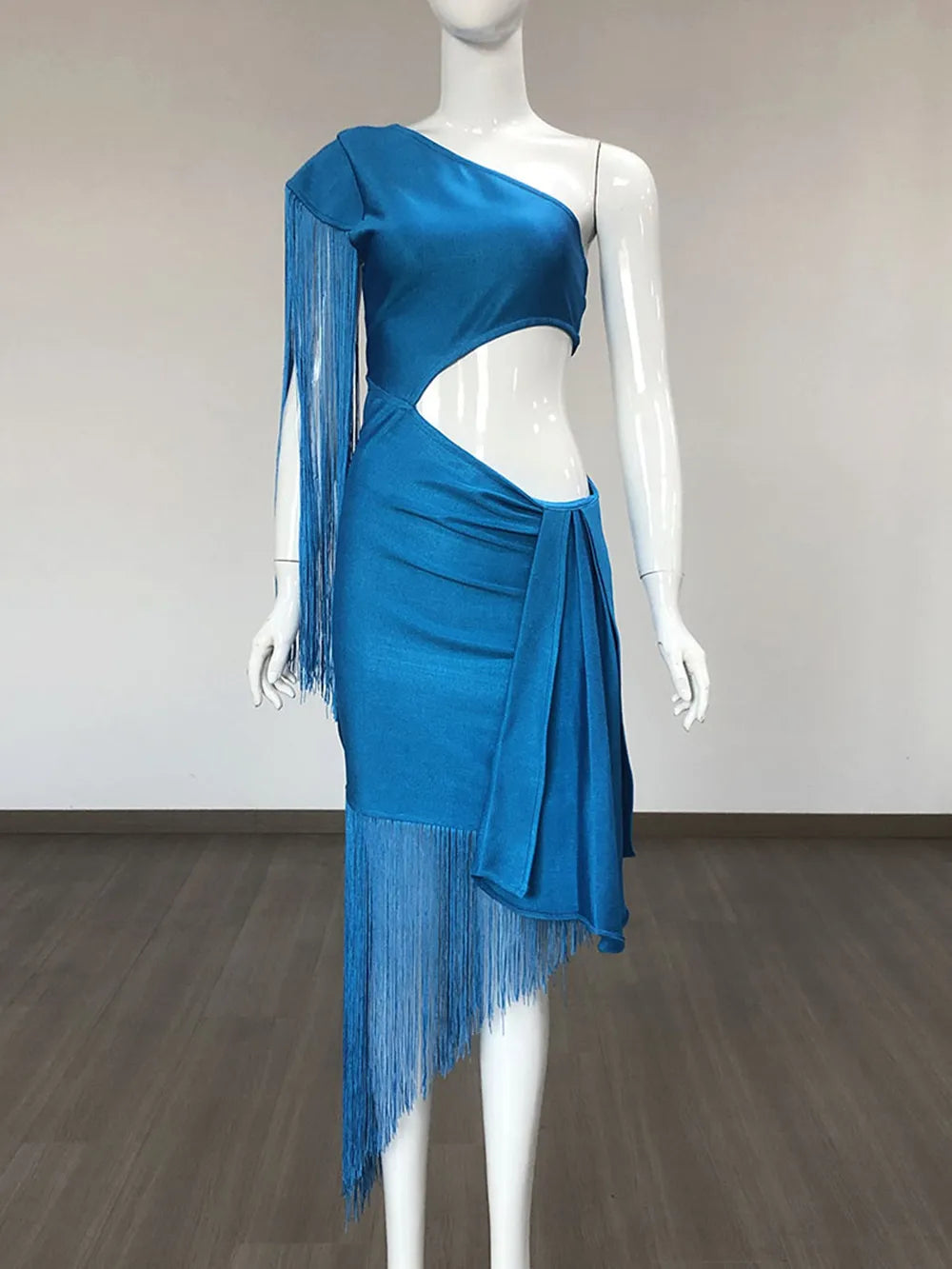 12072445 Diagonal shoulder tassel skirt with flat silk material sexy tight fitting hollow bandage dress in blue - jurk.store