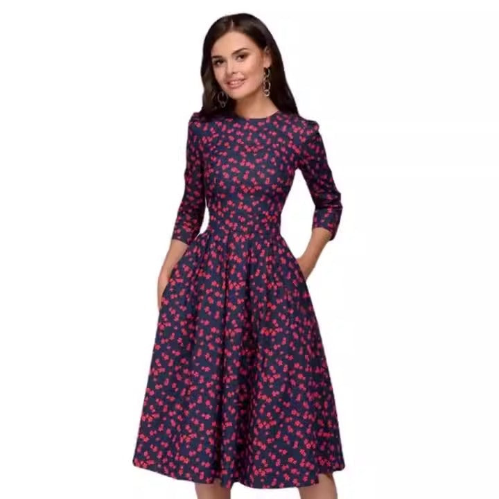 11072431 Retro Small Fragmented Flower 3/4 Sleeve Round Neck Dress - jurk.store