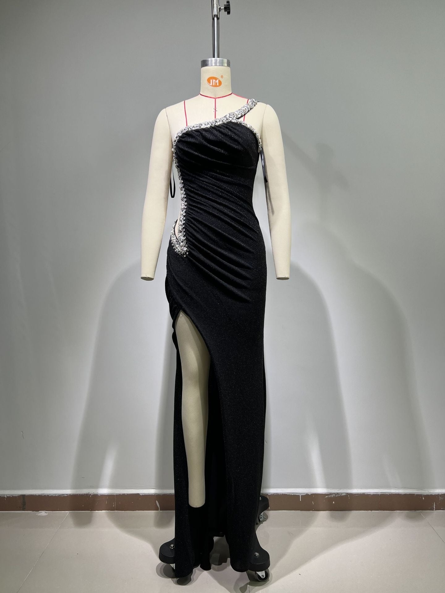 13072425 Long dress with sparkling rhinestones, tube top, sexy and elegant slit, host party stage outfit, European and American - jurk.store