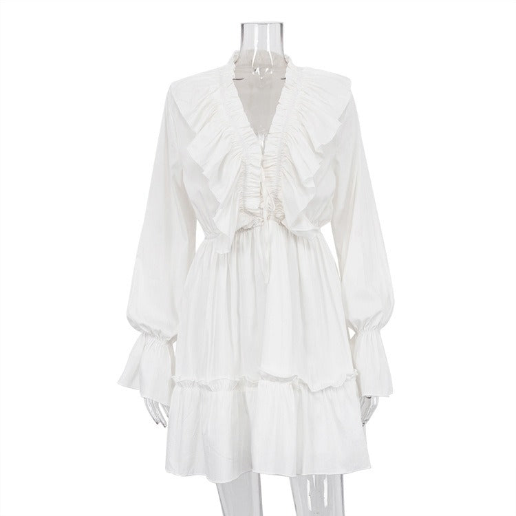 14072466 V-neck pleated flared sleeves with ruffled edges, white dress with women's design feeling fluffy skirt - jurk.store